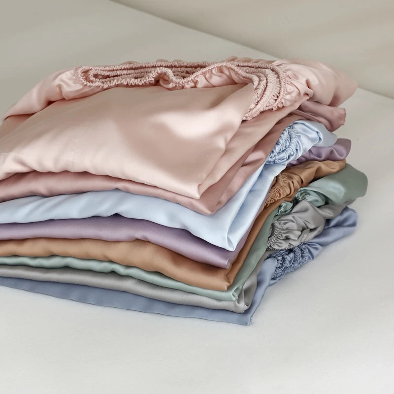 Luxury Mulberry Silk Fitted Sheet, Smooth Elastic Bed Cover – Caspri