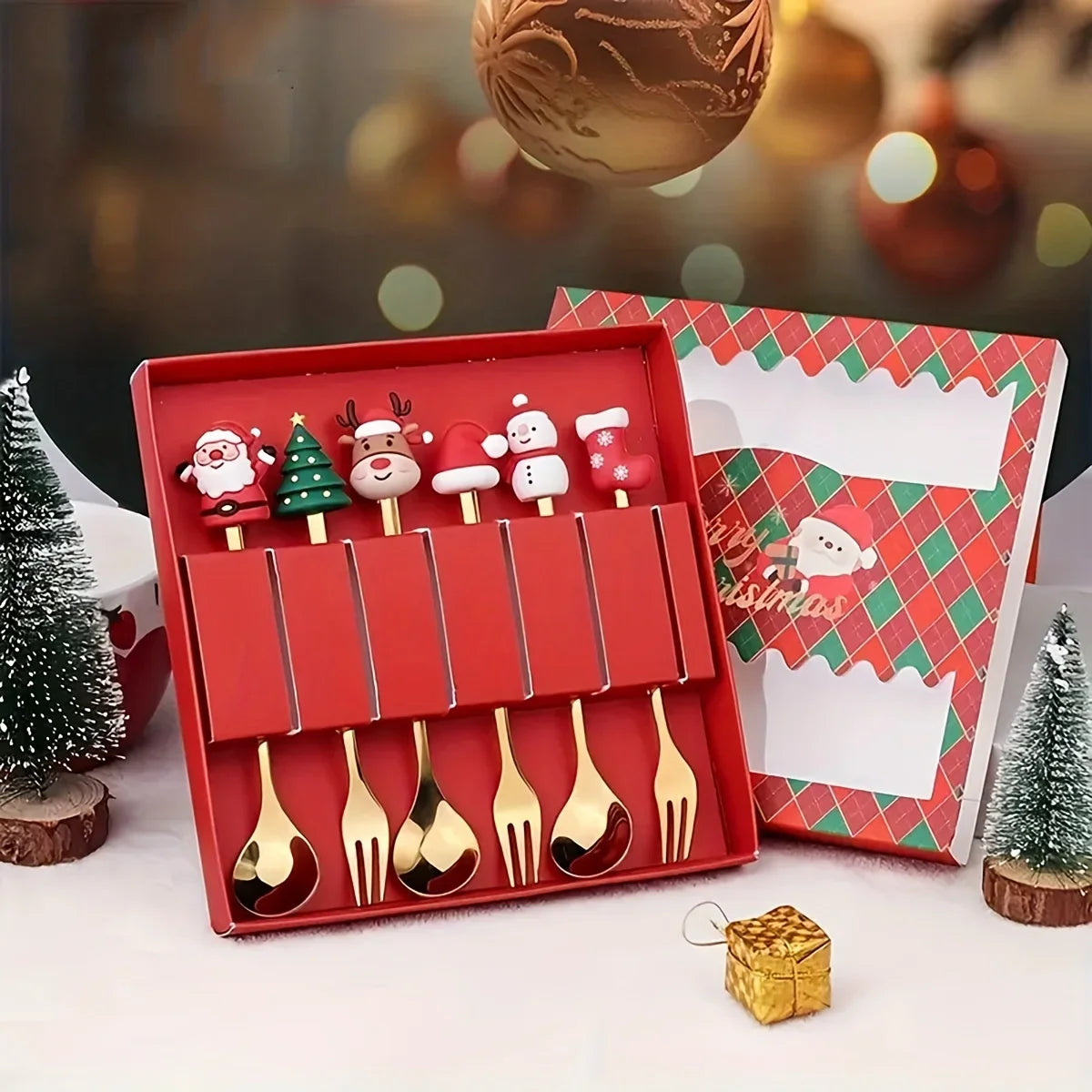 Gold Stainless Steel Cutlery Set for Festive Christmas Hosts - Caspri