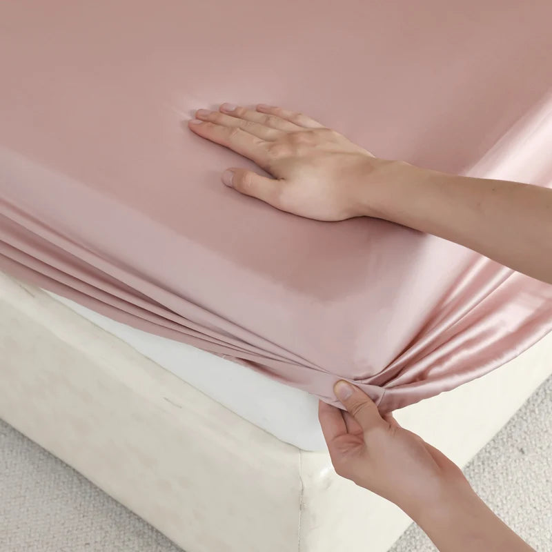 Luxury Mulberry Silk Fitted Sheet, Smooth Elastic Bed Cover – Caspri