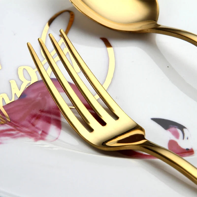 Gold Stainless Steel Cutlery Set For Elegant Entertaining - Caspri